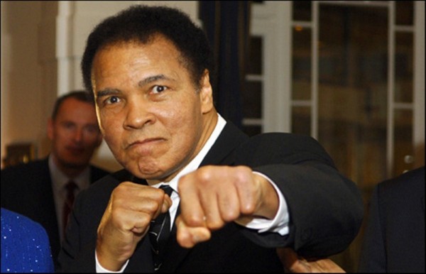 Boxing legend Muhammad Ali dies at 74.