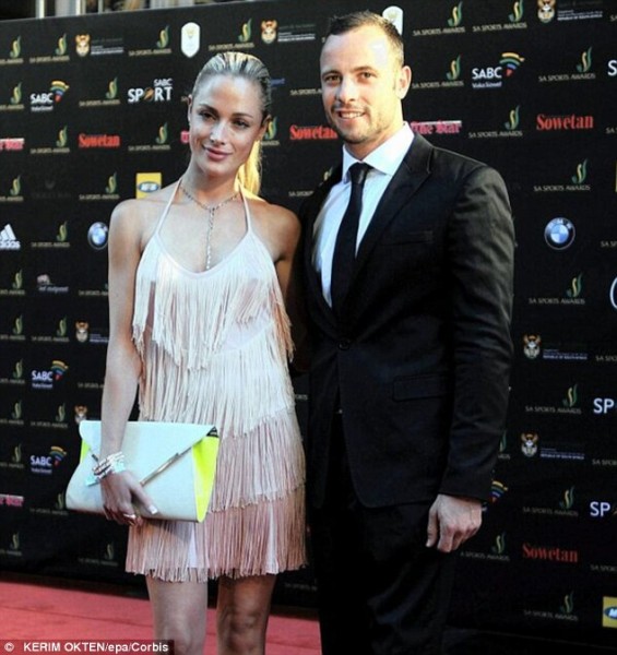 Late Reeva Steenkamp (L) and Oscar Pistorius. Photo: Filed