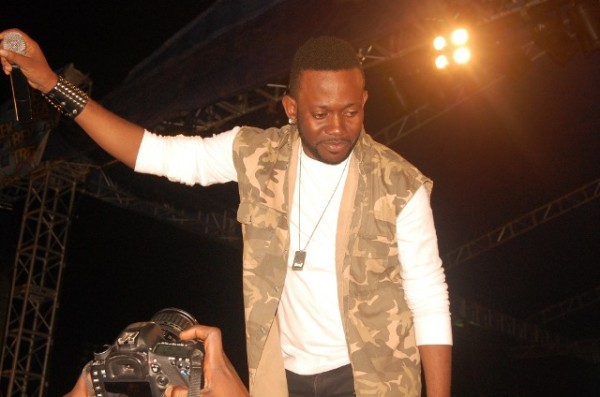 JMartins connecting with the crowd at Hero Square Owerri