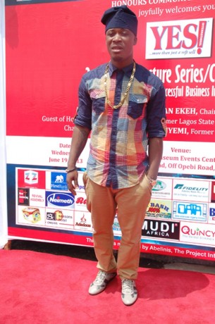 Jaywon has offered to buy out the remainder of his contract from Kennis music