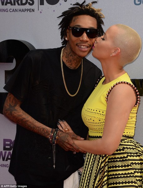Wiz Khalifa and Amber Rose at the BET Awards 2013 (2)