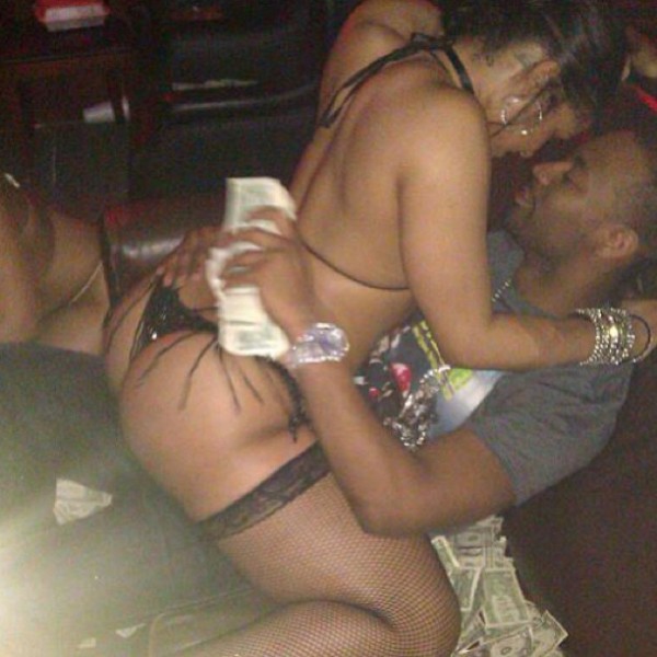 No Peter Okoye - an unidentified man gets a lap dance here