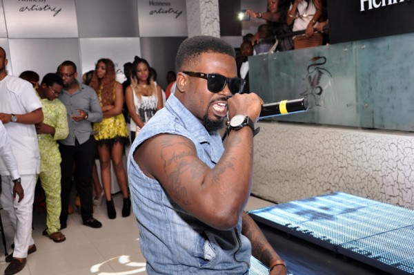 Pucado on stage performing