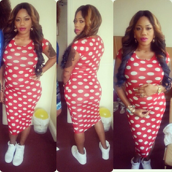 Toyin Lawani showing off her baby bump, photo: Instagram
