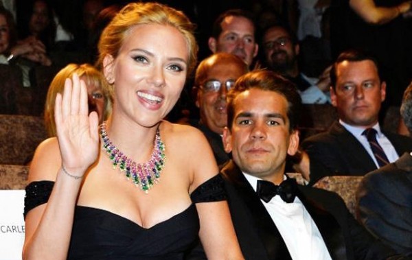 Scarlett Johansson and fiance Romain Dauriac