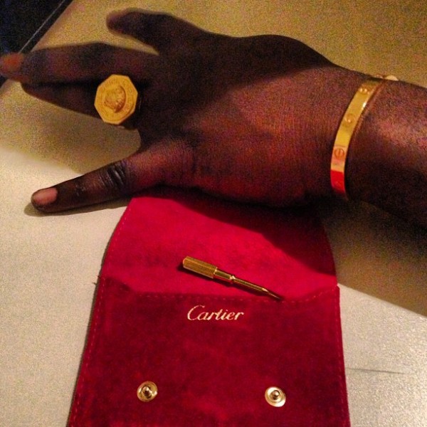 Wande Coal shows off his Cartier bracelet