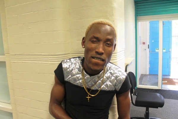 Mr 2kay shoots 'Bubugaga remix' video with May7ven, Moleogo (2)