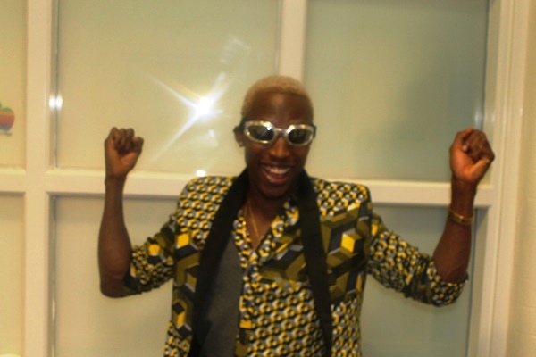 Mr 2kay shoots 'Bubugaga remix' video with May7ven, Moleogo (7)