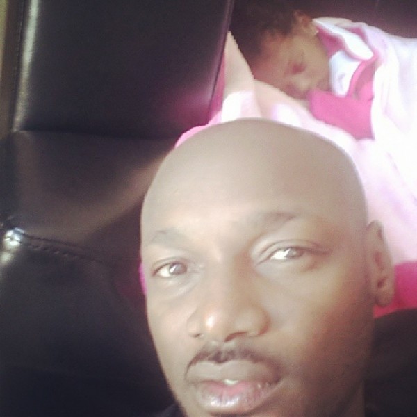 2face Idibia and newly born daughter Olivia. Photo: Instagram