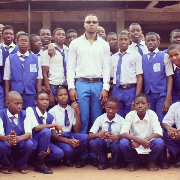 Flavour visits alma mater in school uniform
