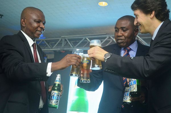Moses Ogbodo, Regional Business Manager, Mr Hubert Eze, Sales Director Nigerian Breweries& Walter Drenth, Marketing Director Nigerian Breweries MOSES OGBODO, REGIONAL BUSINESS MANAGER, MR HUBERT EZE, SALES DIRECTOR NIGERIAN BREWERIES& WALTER DRENTH, MARKETING DIRECTOR NIGERIAN BREWERIES