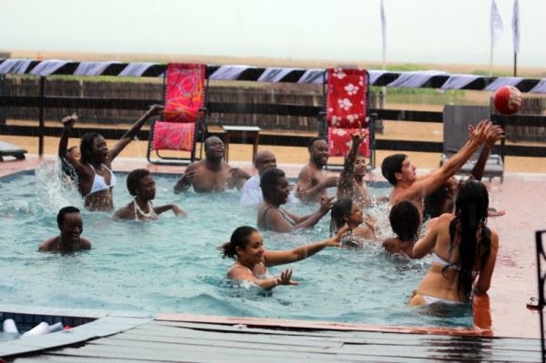Hennessy Beach Party - Beach balling