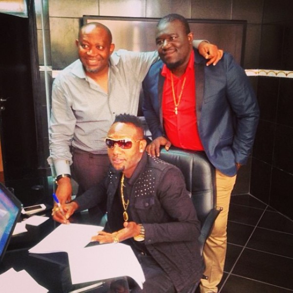 MTN ambassadors sign contracts - KCEE, Soso Soberekon, Paul Okoye
