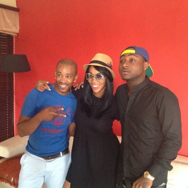 Nigerian Pop singer Davido and South African duo Mafikizolo. Photo: OloriSupergirl