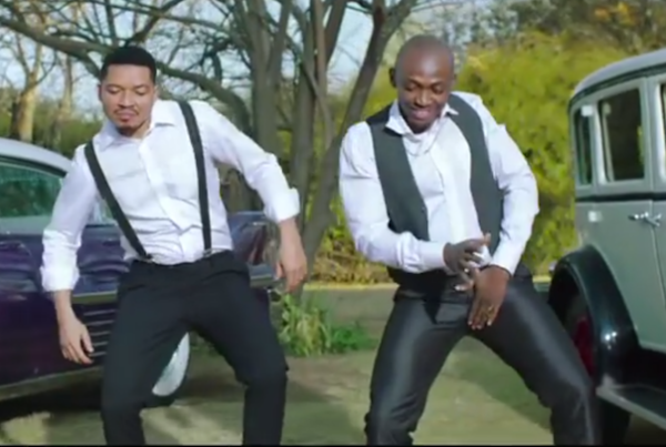 Pop duo Bracket drops new song Alive. Photo: NET