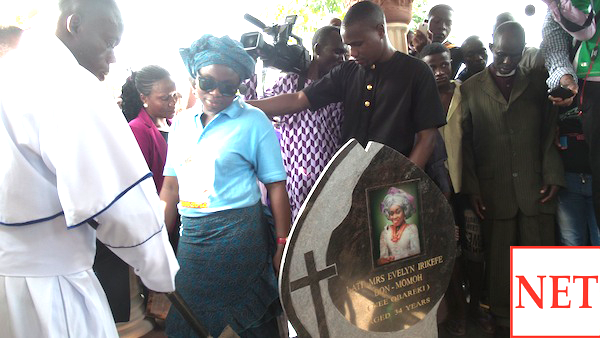 Pictures from Kefee's burial-11