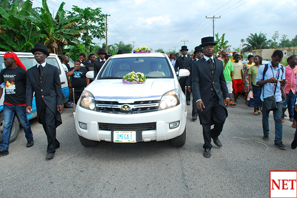 Pictures from Kefee's wake keep service 01