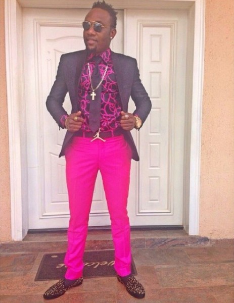 Fans think Kcee is gay for wearing this pants Photo: Instagram