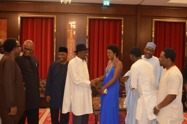 Pictures of Omoni Oboli at the movie preview 9