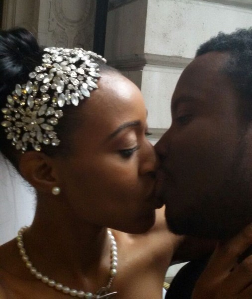 Sonnie Badu weds lover in the UK 4