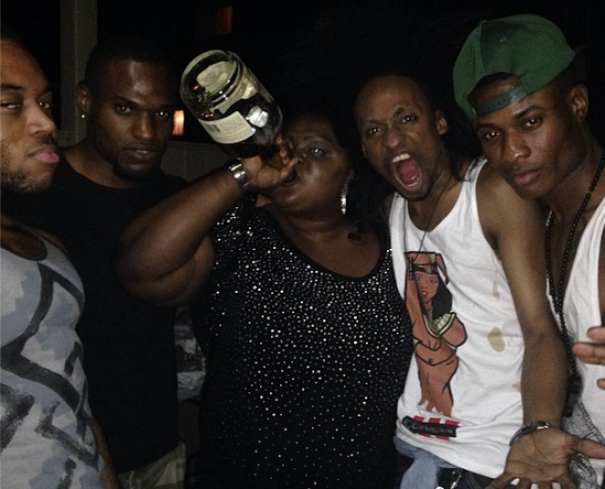 Eniola Badmus parties liek a big girl in the US