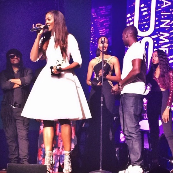 Tiw Savage receiving the award Photo: Instagram