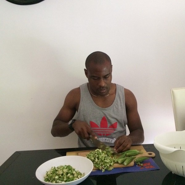 Vincent Enyeama doing the cooking Photo: Instagram
