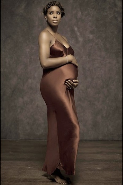 Kelly Rowland poses nude for elle magazine 4