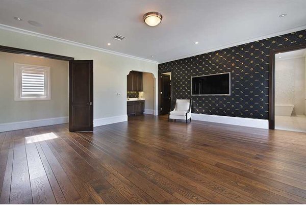 There’s 4,500 square feet of entertaining space, according to the listing.