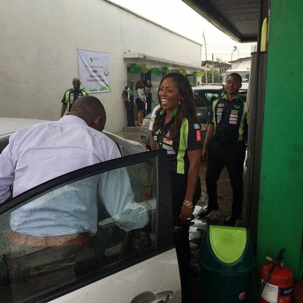 Tiwa Savage selling at petrol station 2