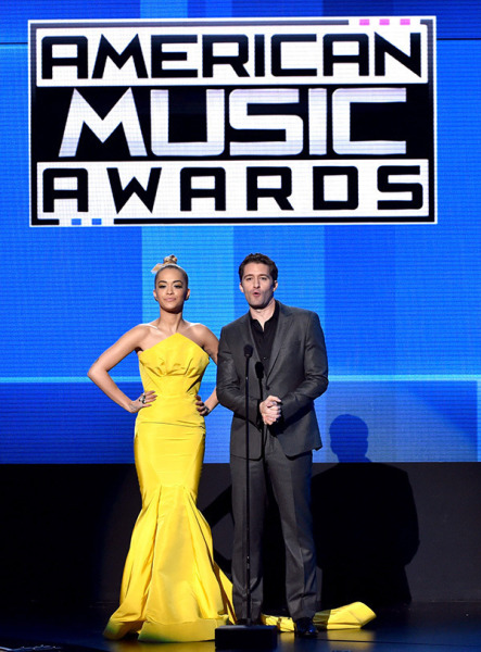 rita-ora-american-music-awards-2014-amas3