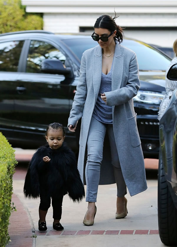 Kim kardashian and North West