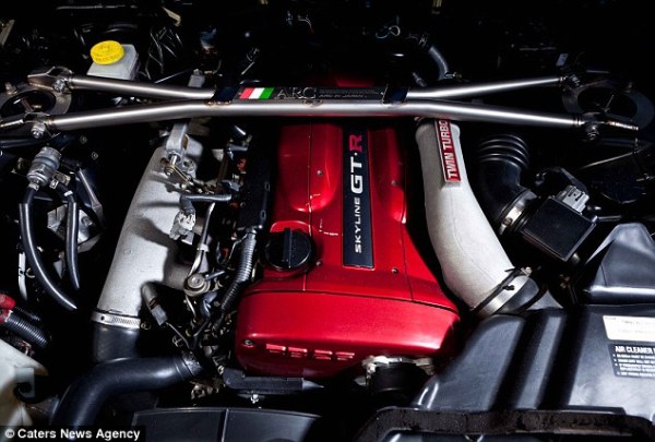 Paul walker in Fast & Furious 00