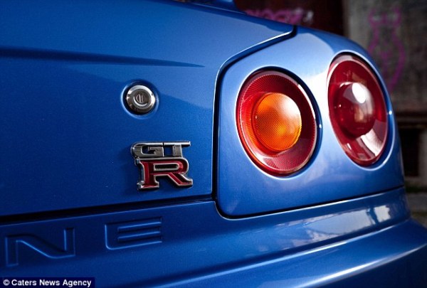 Paul walker in Fast & Furious 04