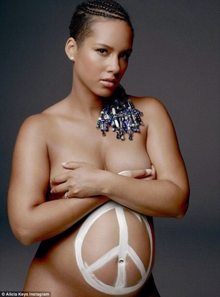 alicia-keys-pregnant-naked-photo