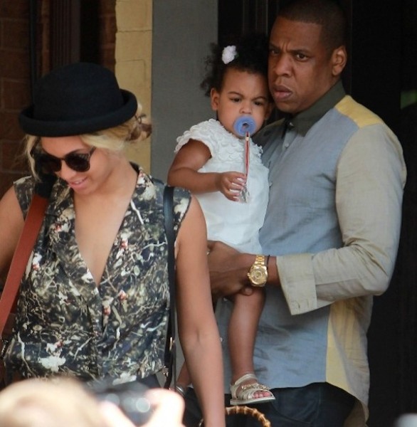 Beyonce, Jay Z and baby Blue Ivy spotted in Toronto. The couple were spotted leaving Nervosa Trattoria, Italian Restaurant in Toronto. Pictured: Beyonce, Jay Z, Blue Ivy Ref: SPL575980 170713 Picture by: Macca / Splash News Splash News and Pictures Los Angeles:310-821-2666 New York:212-619-2666 London: 870-934-2666 photodesk@splashnews.com