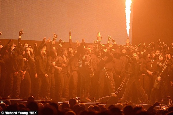 Kanye West's BRIT performance 01