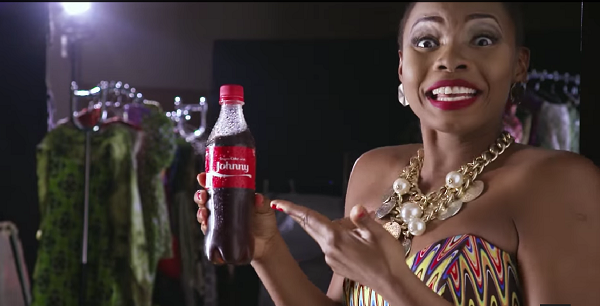 Yemi Alade finds Johnny. Photo: Youtube.