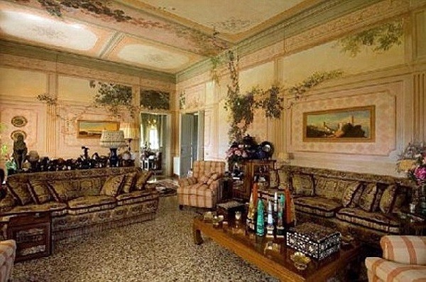 Premiership Stars 25m GBP Haunted Mansion