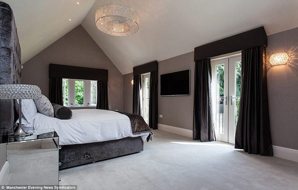 Di Maria and his family will no longer stay at the mansion following the break-in that occurred at the end of January