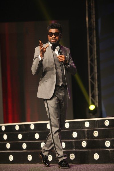 (Basketmouth wants Buhari to make guns cheap. Photo: Filed)