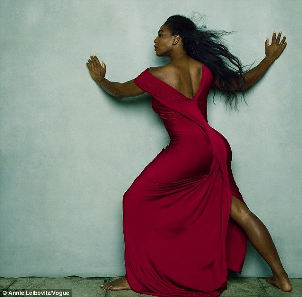 The 33-year-old athlete was all aces as she posed in a figure-hugging red gown