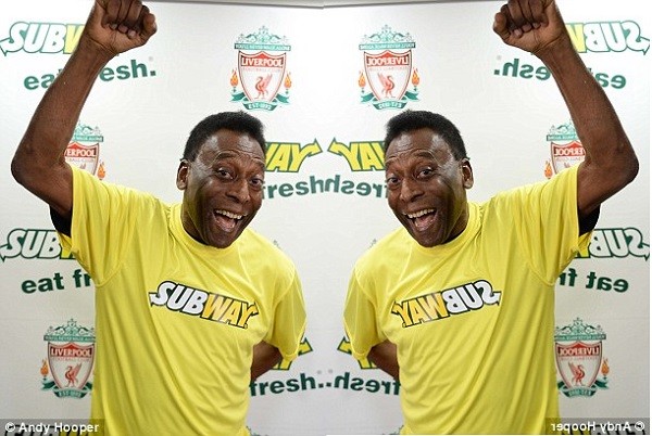 The Brazilian great was in good form ahead of Sunday's mouthwatering match on Merseyside