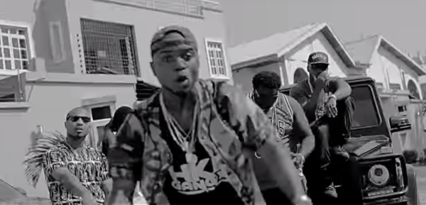 Deekay – ‘Too much’