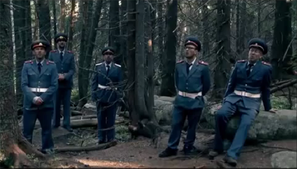 (Russian Soldiers, singing to Sunny Ade's song. photo: Youtube)