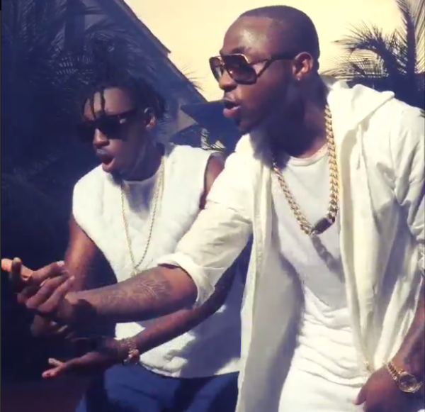 (Orezi and Davido on the remix of 'Shuperú'. Photo: Instagram)