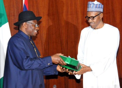 Goodluck Jonathan handing over to Buhari in 2015.
