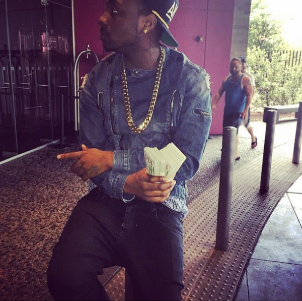 (Davido announce album concert. Photo: Instagram)