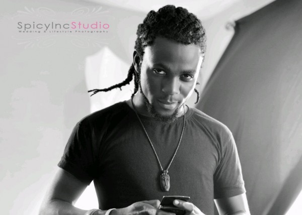 (Kash-11 drops Hitman. Photo: Filed)