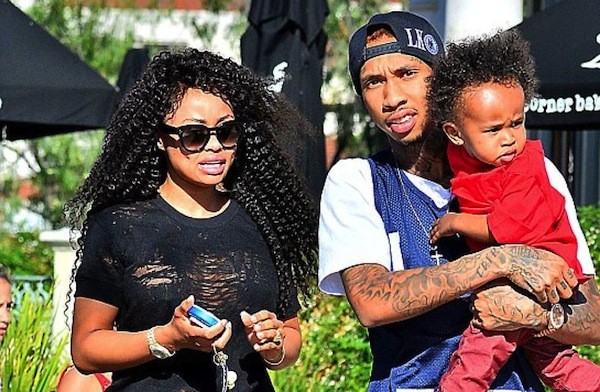 Sources claim the 27-year old model, who split from the 'Ayo' hitmaker last August after three years of dating, hired a top lawyer last week. Photo: Gossip we love)